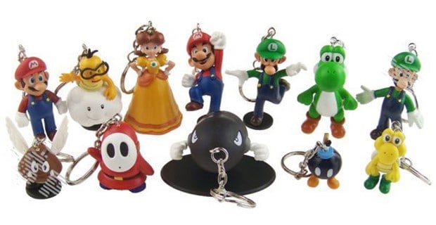 Chaveiros e action figures do Mario Bros