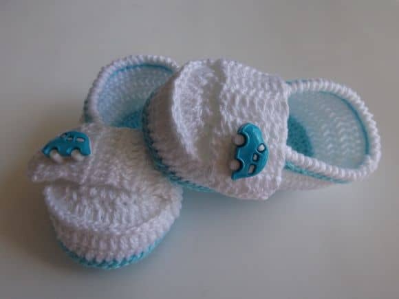 Sapatinhos com detalhes Sapatinhos com detalhes