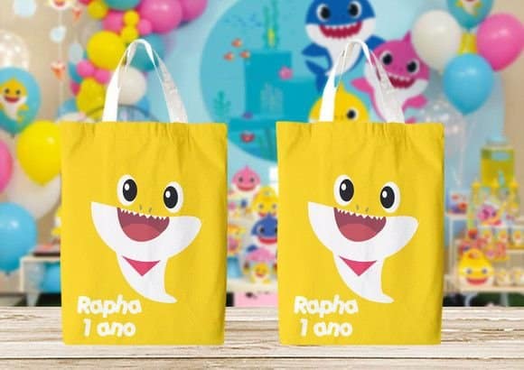 As sacolinhas customizadas fazem muito sucesso em várias comemorações As sacolinhas customizadas fazem muito sucesso em várias comemorações
