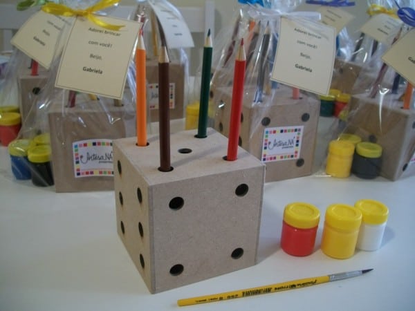 Dadinhos em MDF para customizar Dadinhos em MDF para customizar