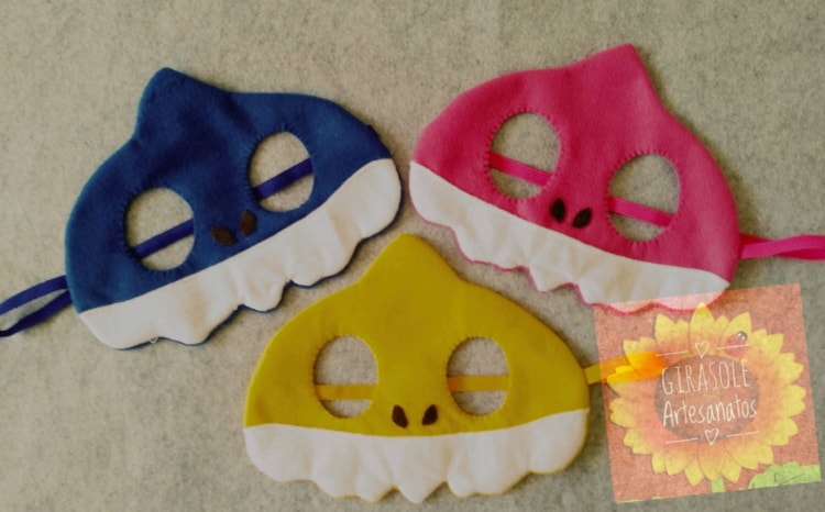 Máscaras coloridas para animar as crianças Máscaras coloridas para animar as crianças