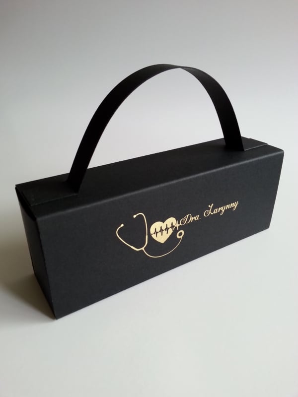 A sacolinha de formatura personalizada é perfeita para usar no dia a dia do trabalho A sacolinha de formatura personalizada é perfeita para usar no dia a dia do trabalho