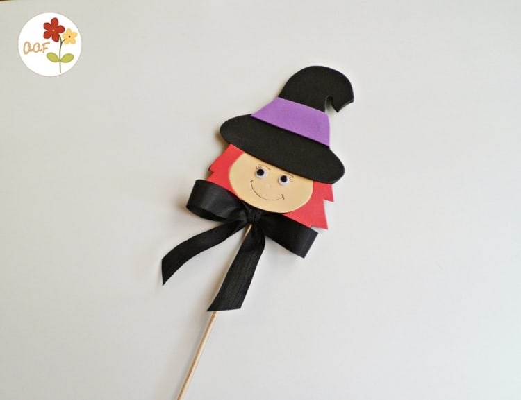 Bruxinha de EVA para lembrancinhas de halloween Bruxinha de EVA para lembrancinhas de halloween
