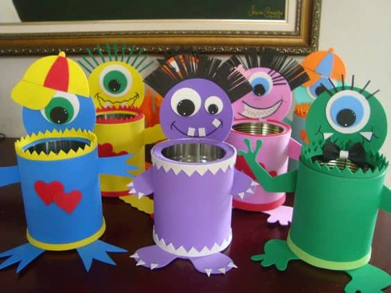 Latas de monstrinhos com EVA Latas de monstrinhos com EVA