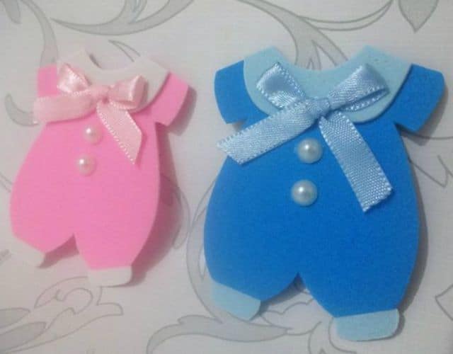 Lembrancinhas de maternidade simples em EVA11