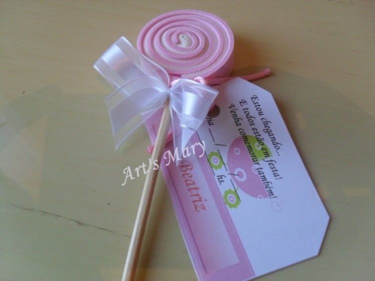 Pirulito em EVA para lembrancinhas de maternidade simples10