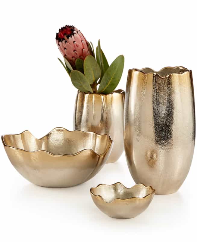 Vasos dourados para decorar a casa Vasos dourados para decorar a casa