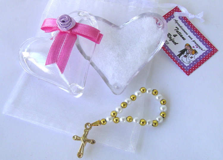 lembrancinha de casamento com mini terço lembrancinha de casamento com mini terço