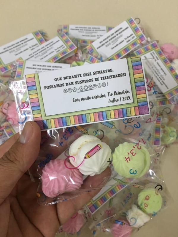 lembrancinha com suspiros coloridos para lembrancinha escolar lembrancinha com suspiros coloridos para lembrancinha escolar