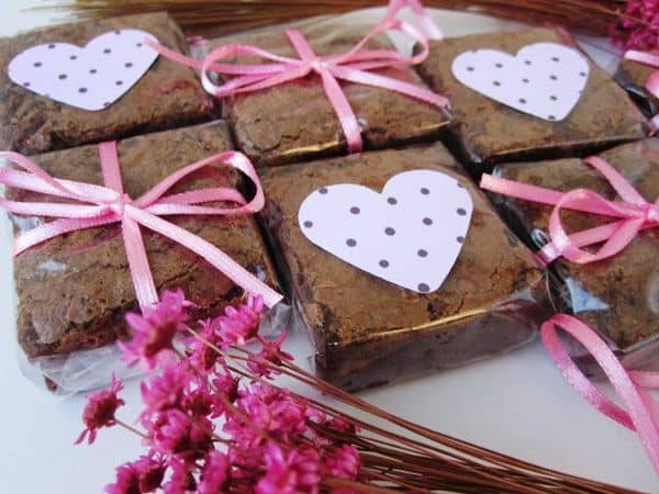 Brownie para casamento com rótulo Brownie para casamento com rótulo