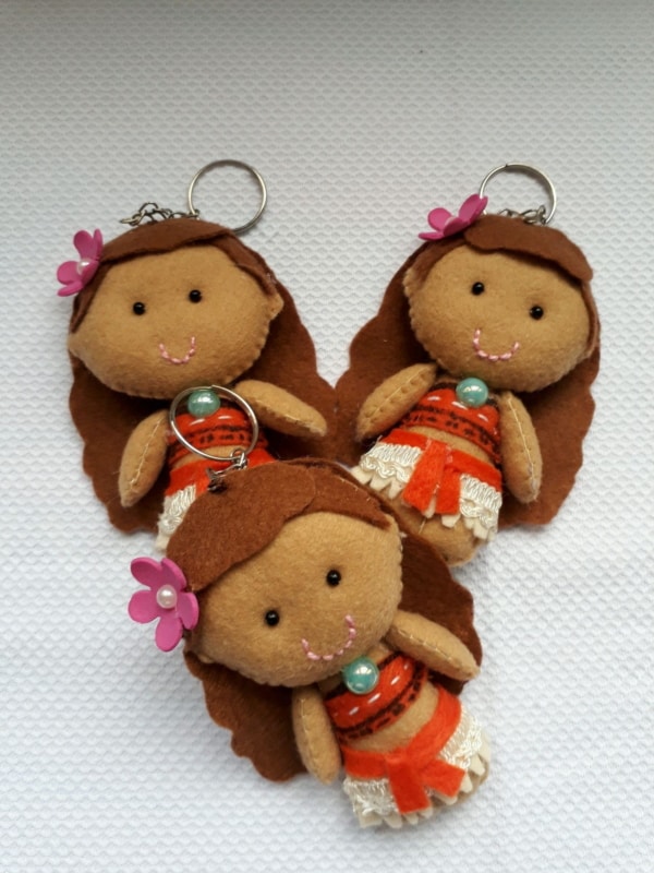 Chaveirinhos em feltro da Moana lembrancinhas da Moana