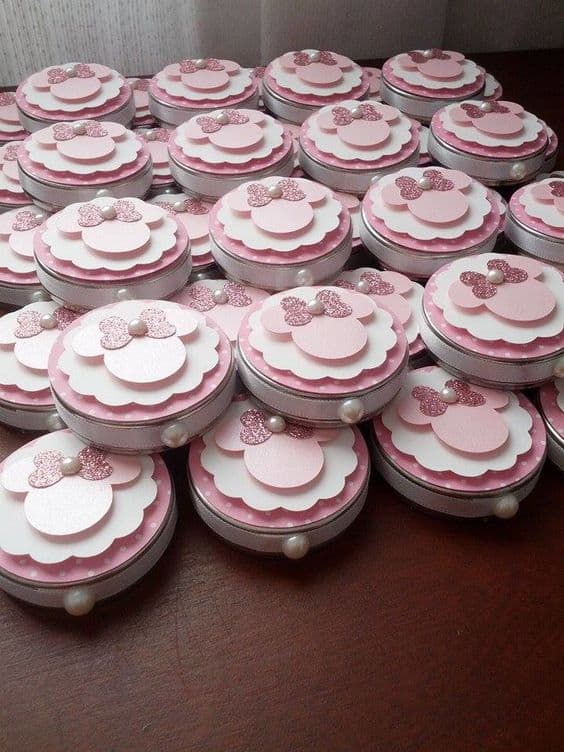 Latinha decorada da Minnie rosa para lembrancinhas Latinha decorada da Minnie rosa para lembrancinhas