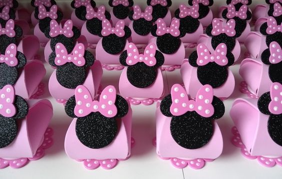 Trouxinhas de eva para por doces lembrancinhas da minnie