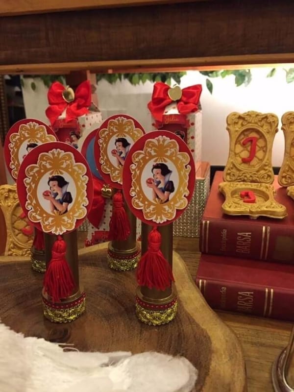 Tubetes com decoração luxo da Branca de Neve lembrancinha Branca de Neve
