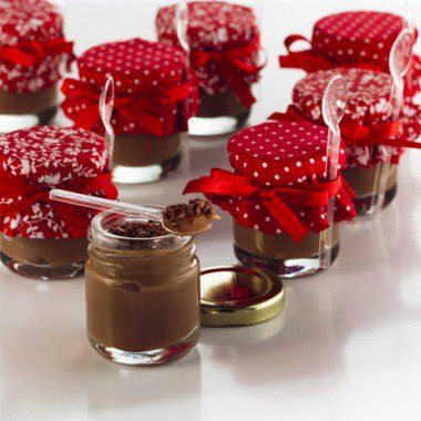 lembrancinhas com doce brigadeiro no pote