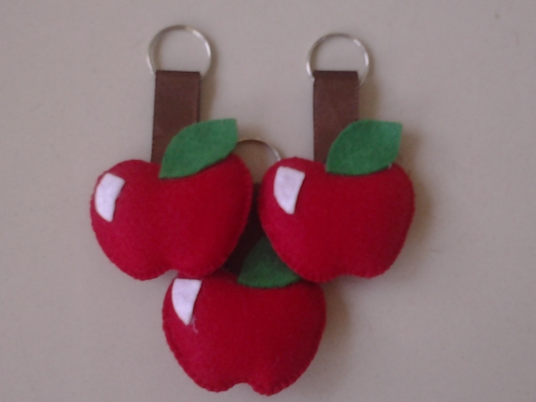 chaveiro de maçã de feltro para professor chaveiro de maçã de feltro para professor