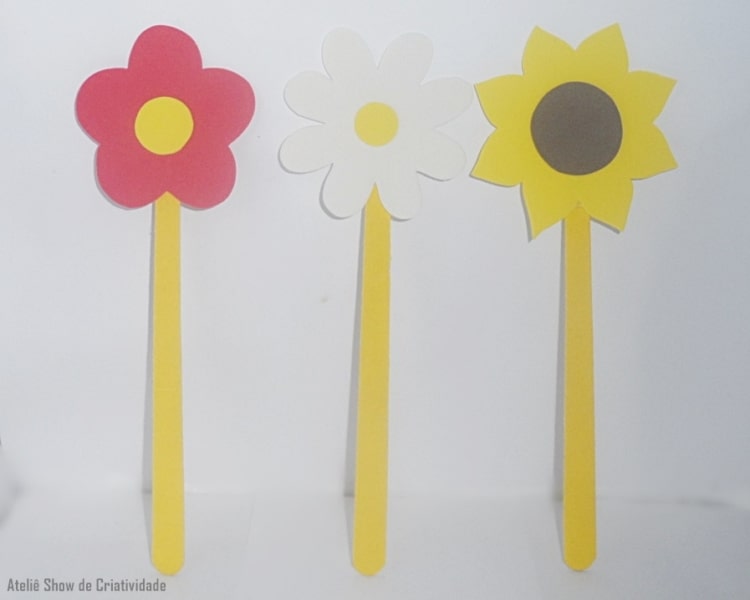 lixas de unha para lembrancinhas decoradas com flores de EVA lixas de unha para lembrancinhas decoradas com flores de EVA
