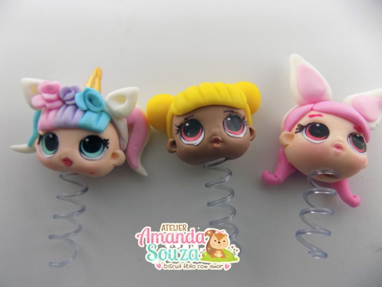 ponteira em biscuit para lembrancinha LOL