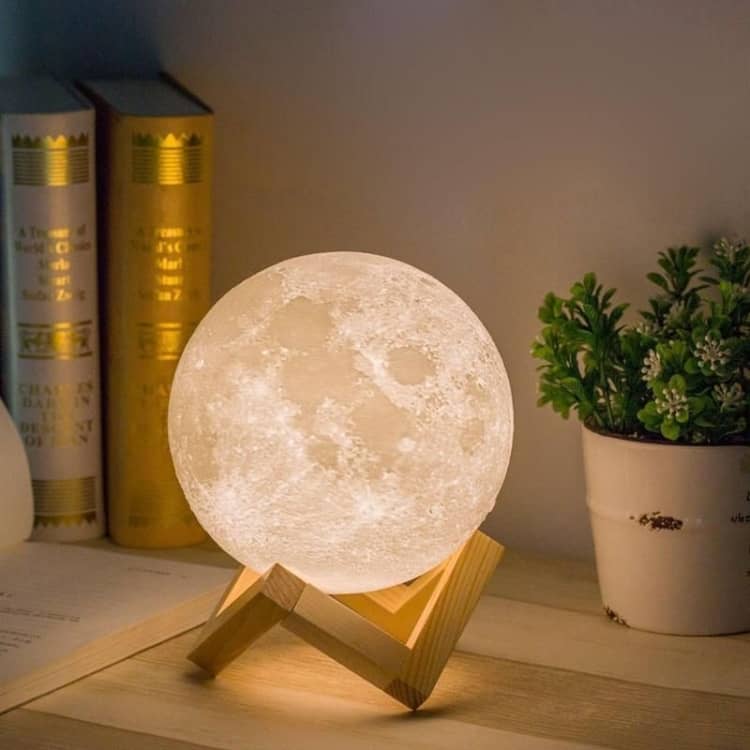 luminária de lua para presente de natal para namorada