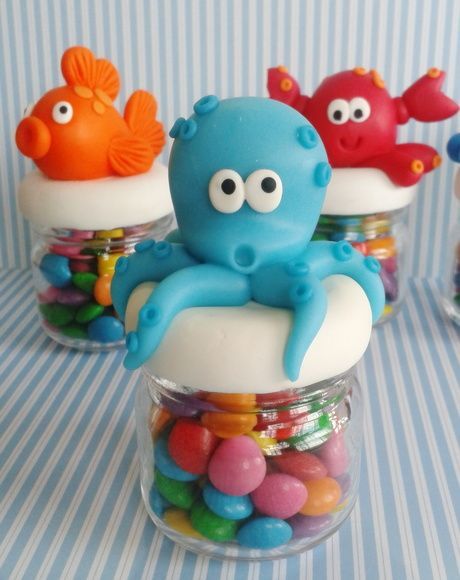 potinho de vidro com tampa decorada em biscuit para lembrancinha potinho de vidro com tampa decorada em biscuit para lembrancinha