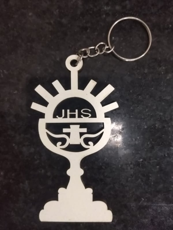 chaveiro de MDF para lembrancinha de comunhão chaveiro de MDF para lembrancinha de comunhão
