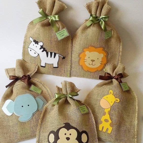 saquinhos decorados para lembrancinha safari saquinhos decorados para lembrancinha safari