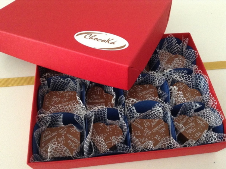 caixa de chocolates para presente de aniversário