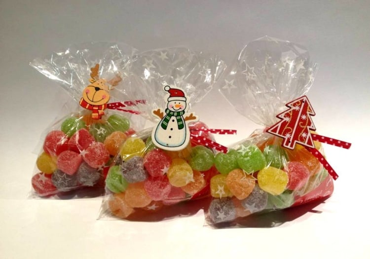 saquinhos com jujubas para lembrancinha simples de natal saquinhos com jujubas para lembrancinha simples de natal