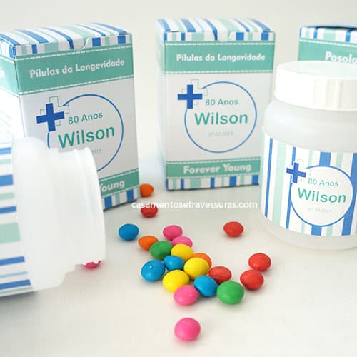 Docinhos personalizados como lembrancinhas de aniversário de 80 anos Docinhos personalizados como lembrancinhas de aniversário de 80 anos