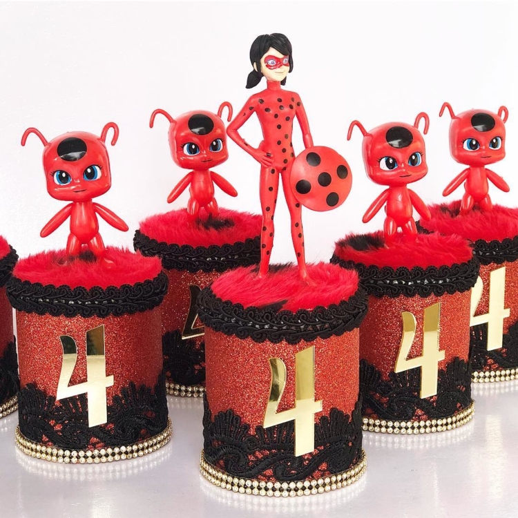Festa Miraculous LadyBug - Forma para Cupcake e Enfeite Miraculous Ladybug  - 12 Un - Festas da 25