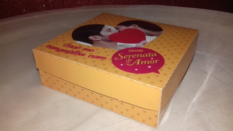 Caixa personalizada de presente para o Dia dos Namorados Caixa personalizada de presente para o Dia dos Namorados