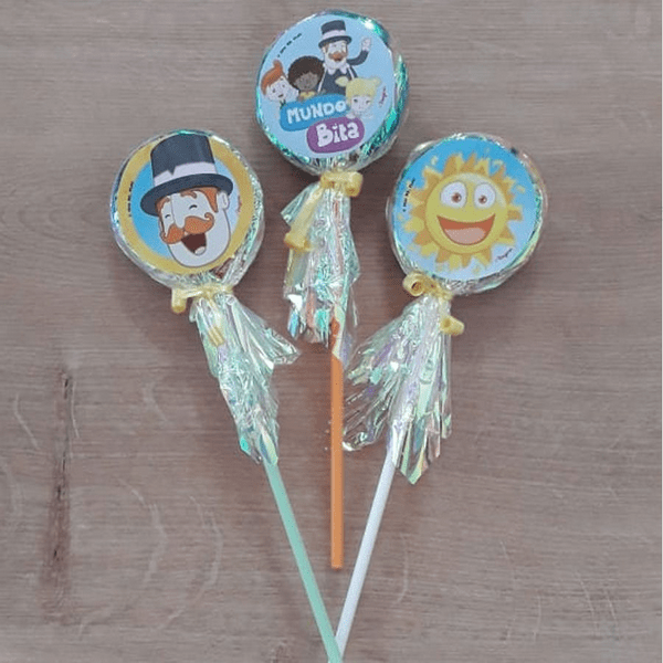 Versão de personagens para a Educação Infantil Versão de personagens para a Educação Infantil
