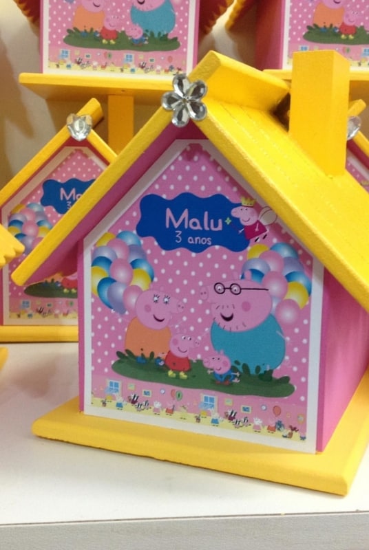 Linda casa da Peppa com teto removível. Festa Peppa Pig - Tema Peppa Pig -  Lembrancinha Peppa Pig -… em 2023