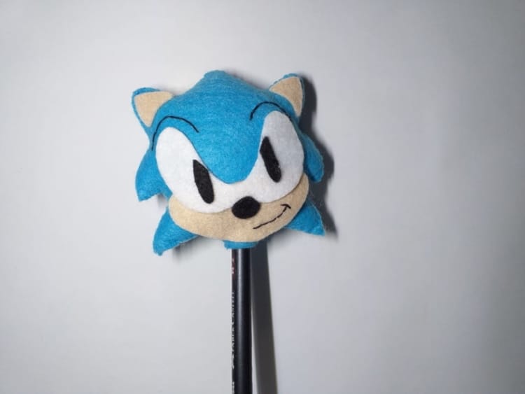 ponteira de lápis em feltro para lembrancinha Sonic