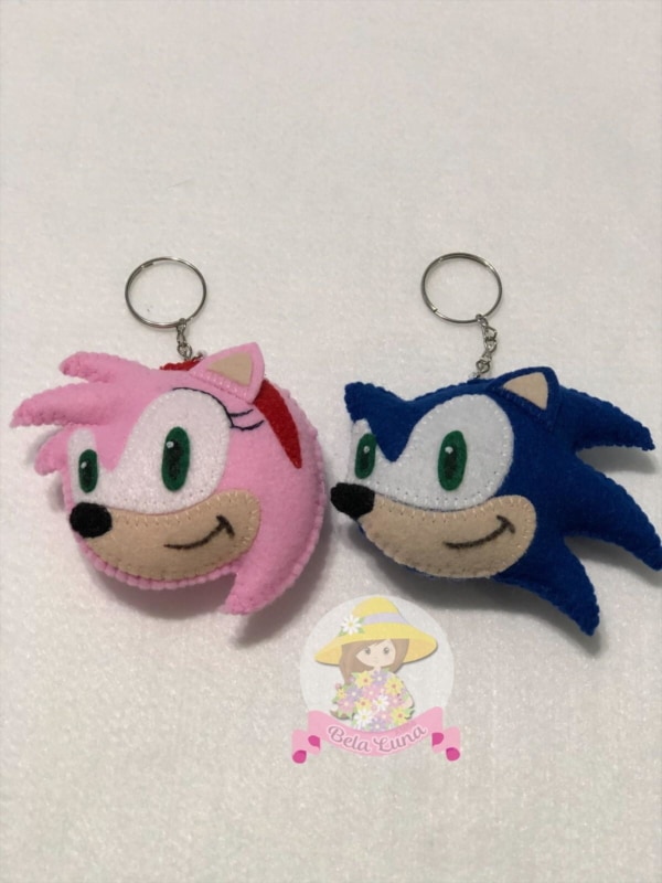 chaveiro Sonic e Amy para lembrancinha