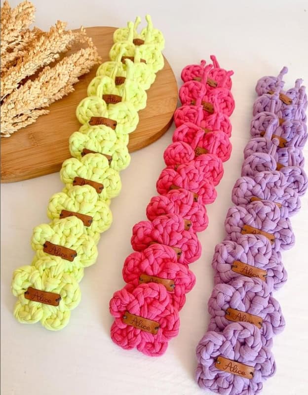 11 lembrancinha maternidade personalizada em crochê @kroche.for.you