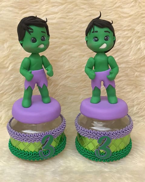 21 lembrancinha em biscuit Hulk @brendabrenamartyyns 21 lembrancinha em biscuit Hulk @brendabrenamartyyns