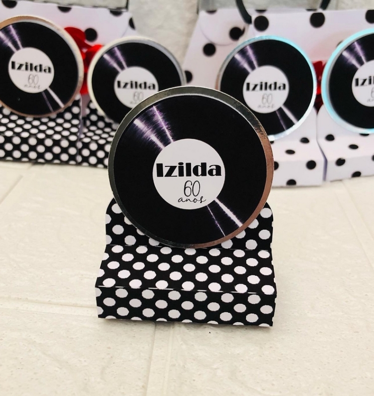 17 lembrancinhas festa anos 60 @drikalembrancinhasoficial 17 lembrancinhas festa anos 60 @drikalembrancinhasoficial