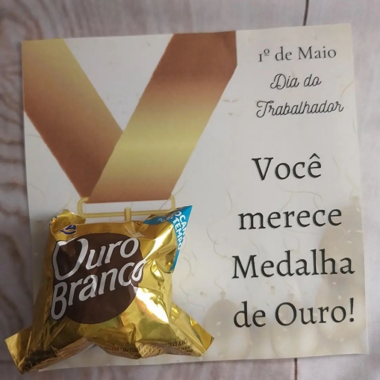 11 lembrancinha com bombom dia do trabalhador @bomdiabolos e personalizados 11 lembrancinha com bombom dia do trabalhador @bomdiabolos e personalizados