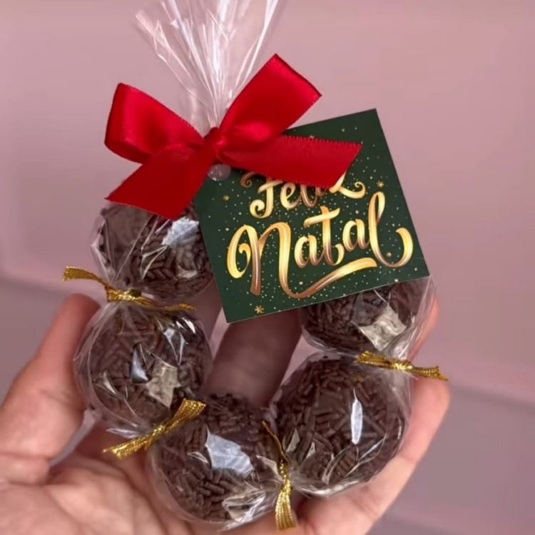 11 doces para lembrancinha de ntal @atelievanillacakes 11 doces para lembrancinha de ntal @atelievanillacakes