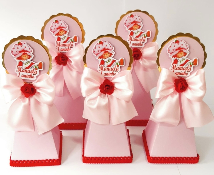 21 lembrancinha vintage Moranguinho Mimos da Nane Personalizados Elo7 21 lembrancinha vintage Moranguinho Mimos da Nane Personalizados Elo7