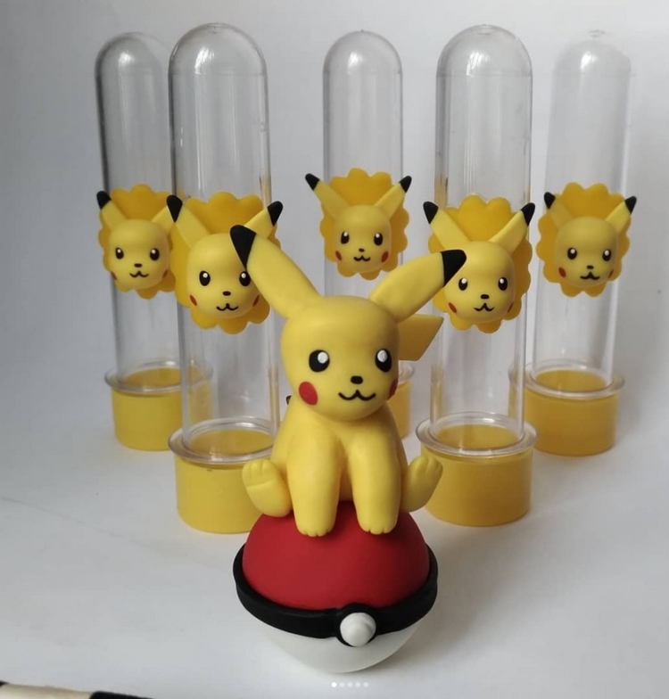 28 lembrancinha em biscuit Pokemon @biabiscuit 28 lembrancinha em biscuit Pokemon @biabiscuit