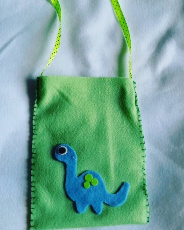 31 sacolinha surpresa dinossauro feltro @inovandoarte 31 sacolinha surpresa dinossauro feltro @inovandoarte
