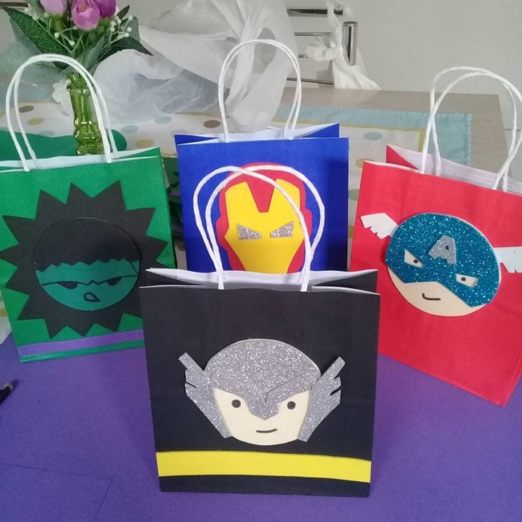 44 sacolinha surpresa Vingadores @lojacasaeciasip 44 sacolinha surpresa Vingadores @lojacasaeciasip