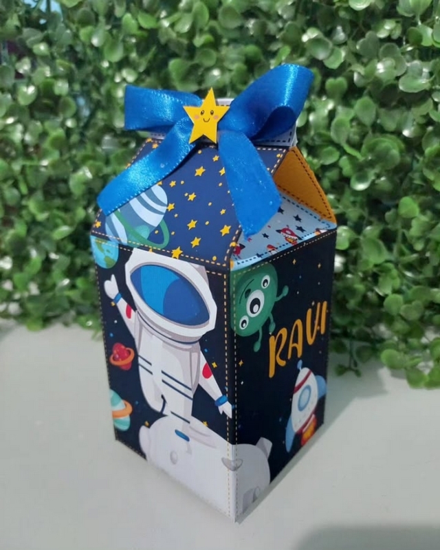 9 caixa milk astronauta @exclusiivaart 9 caixa milk astronauta @exclusiivaart